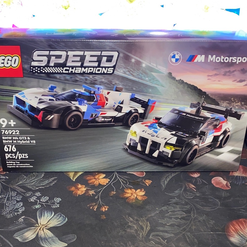 LEGO 76922 BMW M4 GT3 & BMW M HYBRID V8 Speed champions